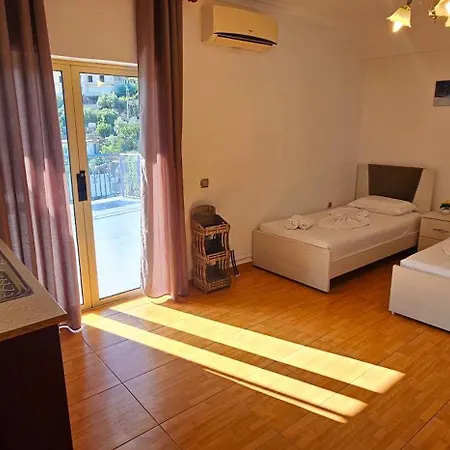 アパート Bora Sarandë