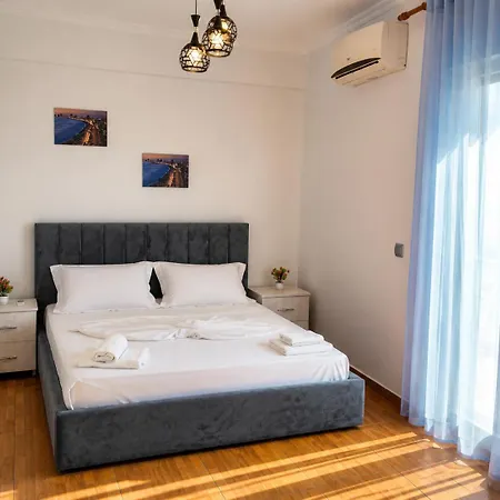 アパート Bora Sarandë